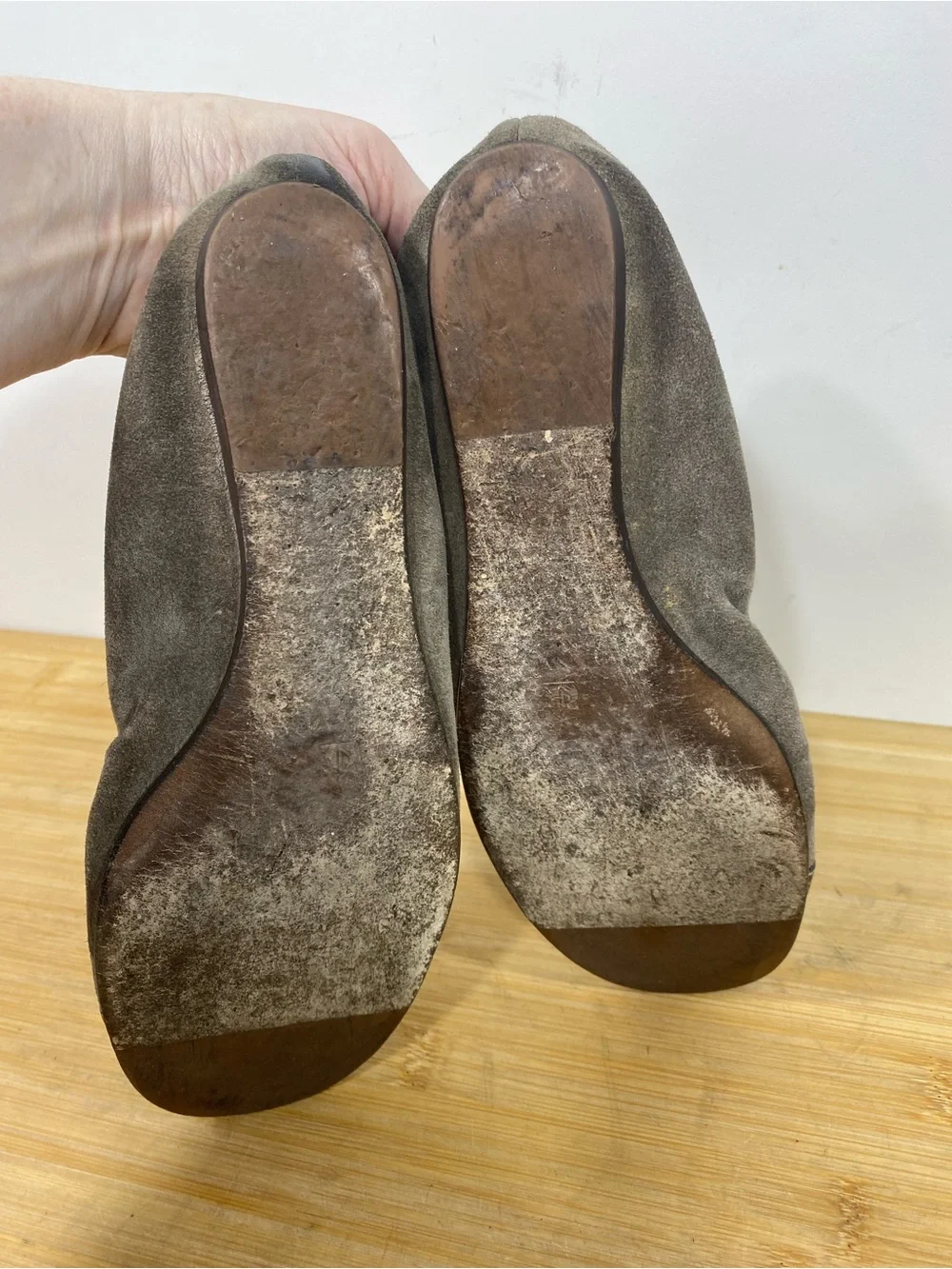 Vintage Lanvin grey Suede Ballet Flats with snakeskin Patterned Toes READ